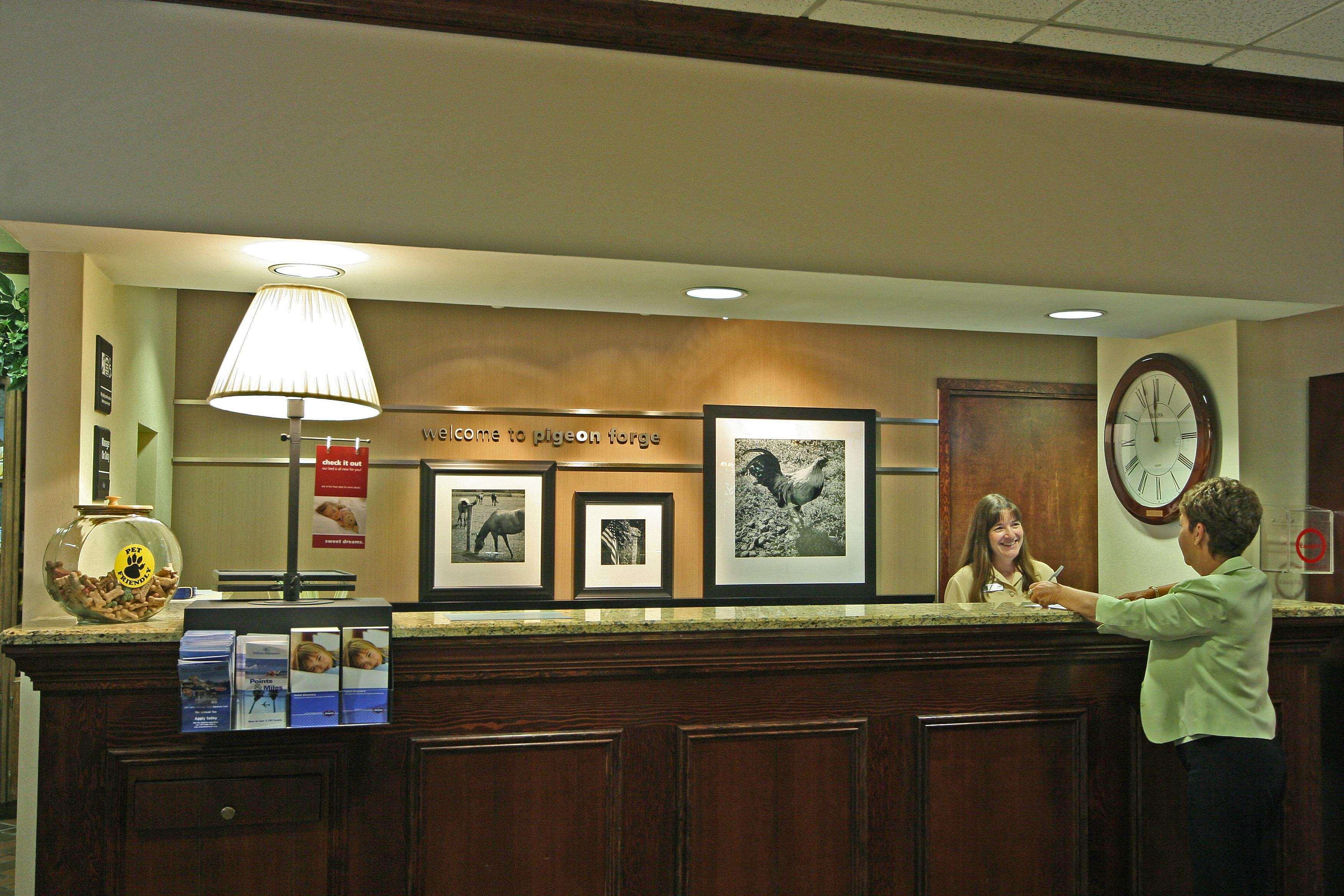 Hampton Inn & Suites Pigeon Forge On The Parkway Интерьер фото