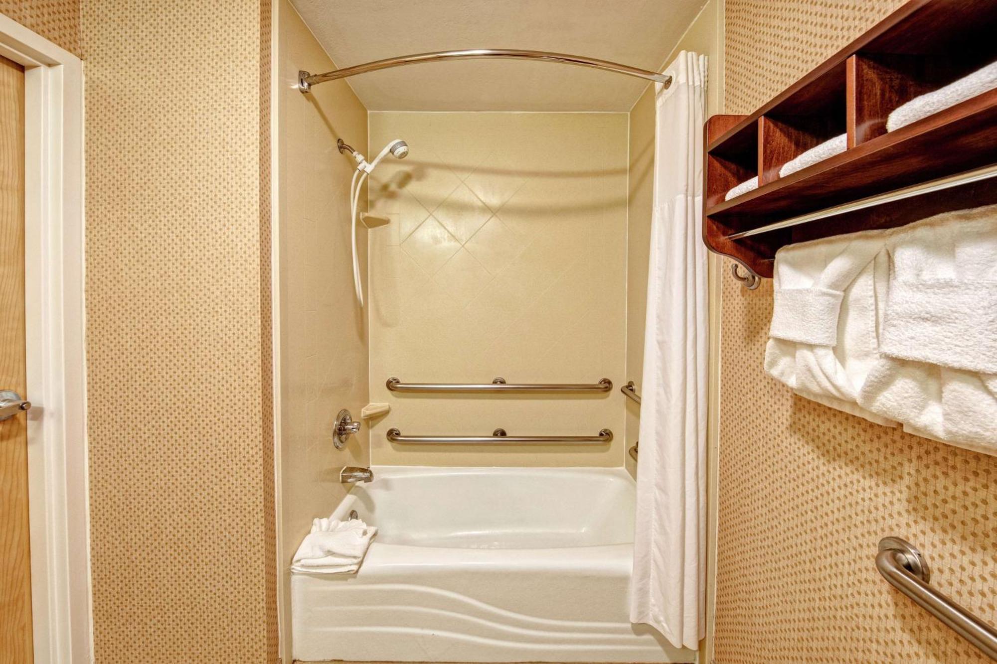 Hampton Inn & Suites Pigeon Forge On The Parkway Экстерьер фото